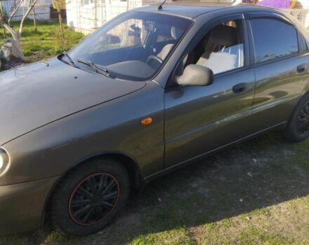 Серый ЗАЗ Ланос, объемом двигателя 0 л и пробегом 151 тыс. км за 3500 $, фото 1 на Automoto.ua