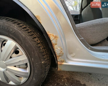 Сірий ЗАЗ Ланос, об'ємом двигуна 1.4 л та пробігом 175 тис. км за 1800 $, фото 16 на Automoto.ua