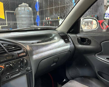 Сірий ЗАЗ Ланос, об'ємом двигуна 1.6 л та пробігом 270 тис. км за 1999 $, фото 21 на Automoto.ua