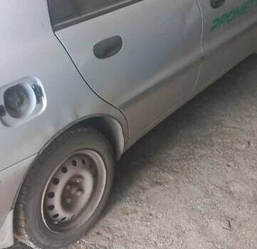 Сірий ЗАЗ Ланос, об'ємом двигуна 1.5 л та пробігом 300 тис. км за 2000 $, фото 2 на Automoto.ua