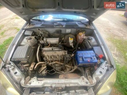 Сірий ЗАЗ Ланос, об'ємом двигуна 1.39 л та пробігом 103 тис. км за 1000 $, фото 1 на Automoto.ua