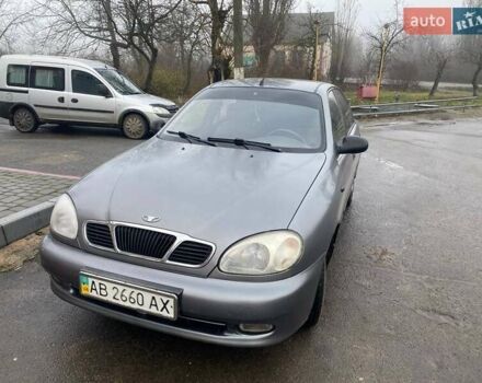 Сірий ЗАЗ Ланос, об'ємом двигуна 1.39 л та пробігом 186 тис. км за 1999 $, фото 1 на Automoto.ua