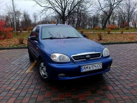 Синій ЗАЗ Ланос, об'ємом двигуна 1.6 л та пробігом 200 тис. км за 1750 $, фото 1 на Automoto.ua