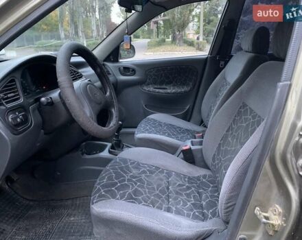 Зеленый ЗАЗ Ланос, объемом двигателя 1.5 л и пробегом 217 тыс. км за 2250 $, фото 6 на Automoto.ua