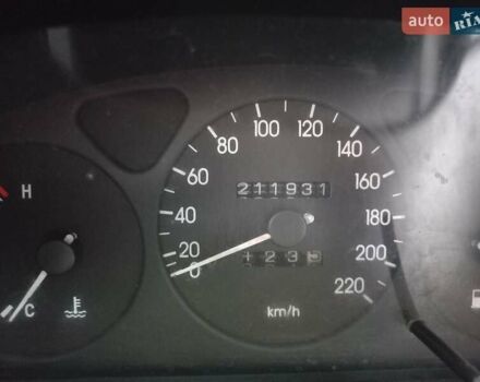 Зелений ЗАЗ Ланос, об'ємом двигуна 1.39 л та пробігом 212 тис. км за 1600 $, фото 7 на Automoto.ua