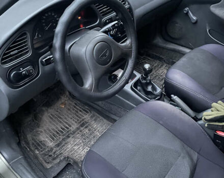 Зелений ЗАЗ Ланос, об'ємом двигуна 1.39 л та пробігом 144 тис. км за 2000 $, фото 5 на Automoto.ua