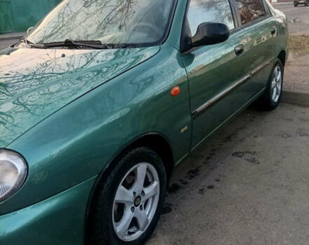 Зелений ЗАЗ Ланос, об'ємом двигуна 1.6 л та пробігом 210 тис. км за 1999 $, фото 3 на Automoto.ua