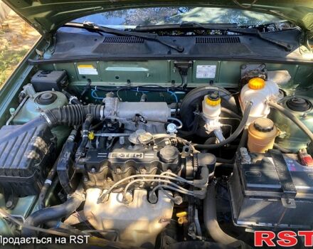 Зеленый ЗАЗ Ланос, объемом двигателя 1.5 л и пробегом 216 тыс. км за 3300 $, фото 2 на Automoto.ua