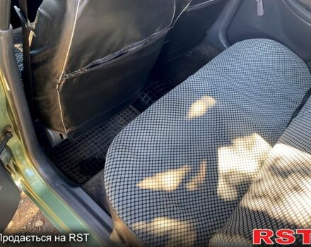 Зеленый ЗАЗ Ланос, объемом двигателя 1.5 л и пробегом 216 тыс. км за 3300 $, фото 5 на Automoto.ua