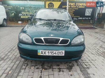 Зелений ЗАЗ Ланос, об'ємом двигуна 1.39 л та пробігом 275 тис. км за 2000 $, фото 1 на Automoto.ua