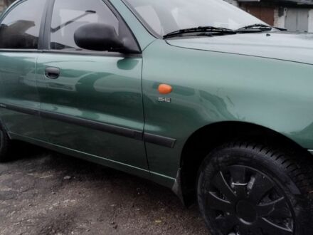 Зеленый ЗАЗ Ланос, объемом двигателя 1.5 л и пробегом 147 тыс. км за 3000 $, фото 1 на Automoto.ua