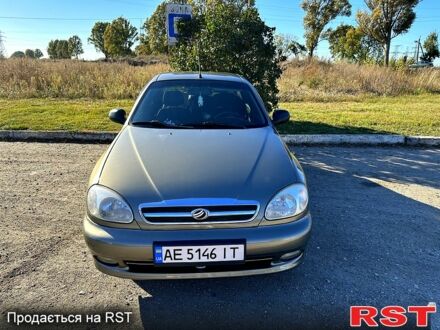 Зеленый ЗАЗ Ланос, объемом двигателя 1.5 л и пробегом 190 тыс. км за 3500 $, фото 1 на Automoto.ua