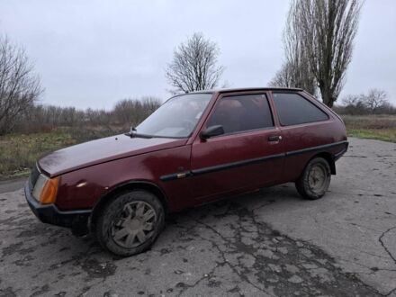 Червоний ЗАЗ Нова, об'ємом двигуна 1.1 л та пробігом 45 тис. км за 414 $, фото 1 на Automoto.ua