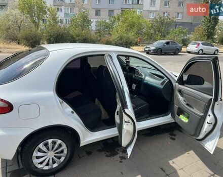 Белый ЗАЗ Сенс, объемом двигателя 1.3 л и пробегом 150 тыс. км за 2700 $, фото 4 на Automoto.ua