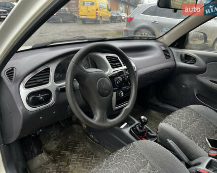 Белый ЗАЗ Сенс, объемом двигателя 1.3 л и пробегом 145 тыс. км за 1600 $, фото 8 на Automoto.ua