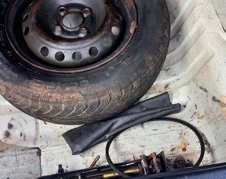 Білий ЗАЗ Sens, об'ємом двигуна 1.3 л та пробігом 240 тис. км за 1900 $, фото 11 на Automoto.ua