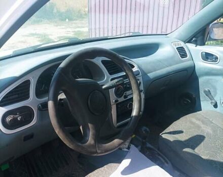 Білий ЗАЗ Sens, об'ємом двигуна 1.3 л та пробігом 100 тис. км за 1300 $, фото 1 на Automoto.ua