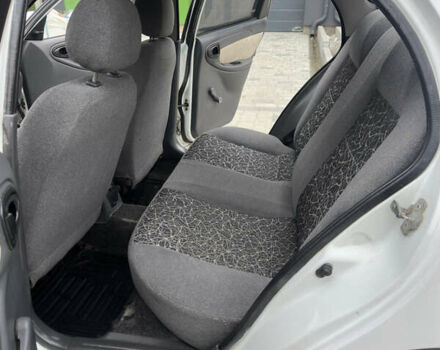 Белый ЗАЗ Сенс, объемом двигателя 1.3 л и пробегом 243 тыс. км за 1350 $, фото 14 на Automoto.ua