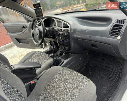 Білий ЗАЗ Sens, об'ємом двигуна 1.3 л та пробігом 243 тис. км за 1250 $, фото 22 на Automoto.ua