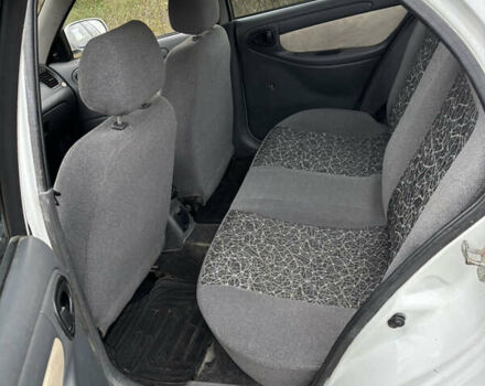 ЗАЗ Sens 2011 у Тернополі на Automoto.ua Білий ЗАЗ Sens, об'ємом двигуна 1.3 л та пробігом 213 тис. км за 1400 $, фото 5 на Automoto.ua