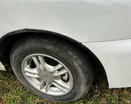 ЗАЗ Sens 2011 у Тернополі на Automoto.ua Білий ЗАЗ Sens, об'ємом двигуна 1.3 л та пробігом 213 тис. км за 1400 $, фото 2 на Automoto.ua