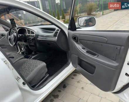 Белый ЗАЗ Сенс, объемом двигателя 1.3 л и пробегом 243 тыс. км за 1350 $, фото 4 на Automoto.ua