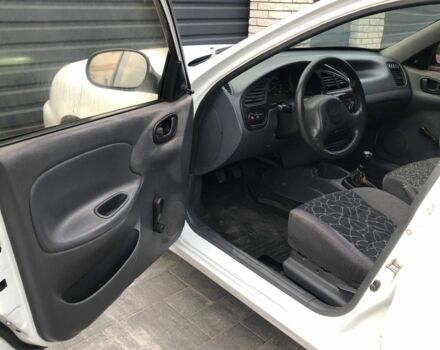 Білий ЗАЗ Sens, об'ємом двигуна 1.5 л та пробігом 145 тис. км за 2400 $, фото 4 на Automoto.ua