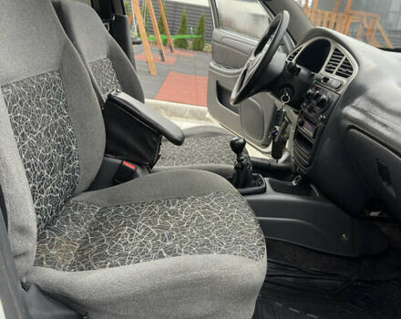 Білий ЗАЗ Sens, об'ємом двигуна 1.3 л та пробігом 243 тис. км за 1250 $, фото 21 на Automoto.ua