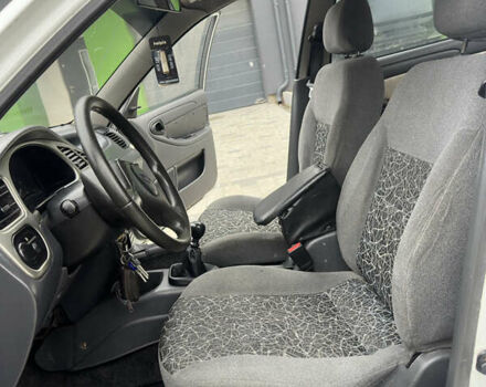 Білий ЗАЗ Sens, об'ємом двигуна 1.3 л та пробігом 243 тис. км за 1250 $, фото 17 на Automoto.ua