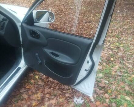 Білий ЗАЗ Sens, об'ємом двигуна 1.3 л та пробігом 80 тис. км за 2900 $, фото 5 на Automoto.ua