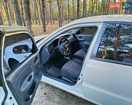 Белый ЗАЗ Сенс, объемом двигателя 1.3 л и пробегом 170 тыс. км за 2340 $, фото 6 на Automoto.ua