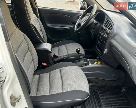 ЗАЗ Sens 2013 у Дніпро (Дніпропетровську) на Automoto.ua Білий ЗАЗ Sens, об'ємом двигуна 1.3 л та пробігом 214 тис. км за 2200 $, фото 11 на Automoto.ua
