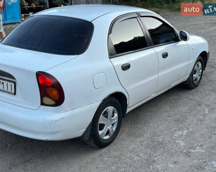 Білий ЗАЗ Sens, об'ємом двигуна 1.3 л та пробігом 120 тис. км за 2300 $, фото 4 на Automoto.ua
