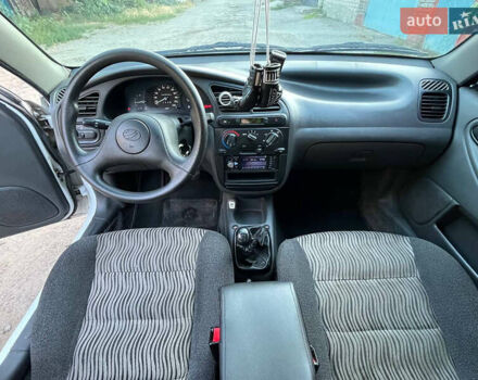Білий ЗАЗ Sens, об'ємом двигуна 1.3 л та пробігом 120 тис. км за 2300 $, фото 7 на Automoto.ua