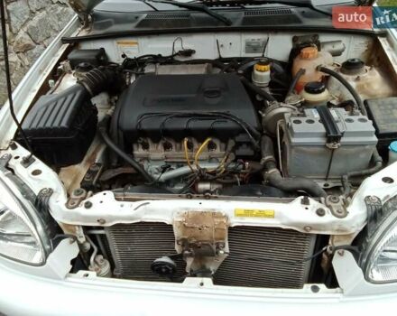 Белый ЗАЗ Сенс, объемом двигателя 1.3 л и пробегом 94 тыс. км за 2950 $, фото 8 на Automoto.ua