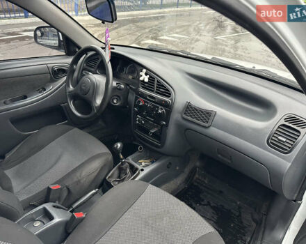 Белый ЗАЗ Сенс, объемом двигателя 1.3 л и пробегом 95 тыс. км за 2850 $, фото 5 на Automoto.ua