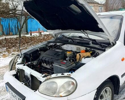 Белый ЗАЗ Сенс, объемом двигателя 1.3 л и пробегом 100 тыс. км за 1360 $, фото 1 на Automoto.ua