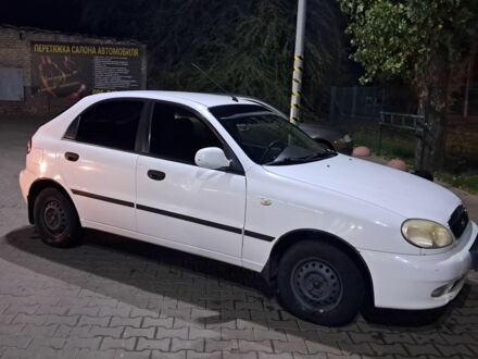 ЗАЗ Сенс 2012 в Кривом Роге на Automoto.ua Белый ЗАЗ Сенс, объемом двигателя 1.3 л и пробегом 147 тыс. км за 2800 $, фото 1 на Automoto.ua