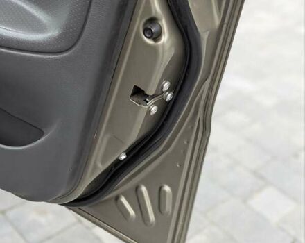 Бежевый ЗАЗ Сенс, объемом двигателя 1.3 л и пробегом 200 тыс. км за 2200 $, фото 10 на Automoto.ua