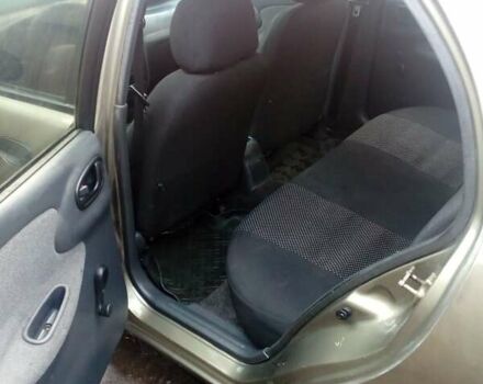 Бежевий ЗАЗ Sens, об'ємом двигуна 1.3 л та пробігом 298 тис. км за 2000 $, фото 4 на Automoto.ua