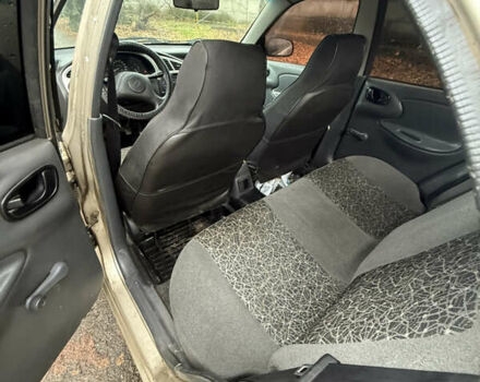 Бежевий ЗАЗ Sens, об'ємом двигуна 1.3 л та пробігом 160 тис. км за 1450 $, фото 8 на Automoto.ua