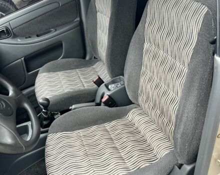 Бежевий ЗАЗ Sens, об'ємом двигуна 1.3 л та пробігом 80 тис. км за 2600 $, фото 6 на Automoto.ua