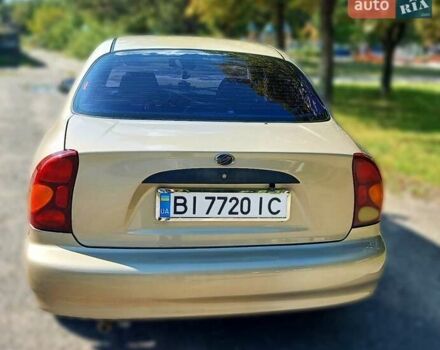 Бежевий ЗАЗ Sens, об'ємом двигуна 1.3 л та пробігом 100 тис. км за 3000 $, фото 1 на Automoto.ua