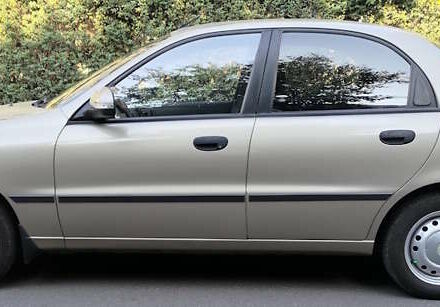 Бежевий ЗАЗ Sens, об'ємом двигуна 1.3 л та пробігом 15 тис. км за 4200 $, фото 5 на Automoto.ua