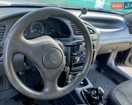 Чорний ЗАЗ Sens, об'ємом двигуна 1.3 л та пробігом 133 тис. км за 3200 $, фото 6 на Automoto.ua