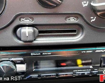 Красный ЗАЗ Сенс, объемом двигателя 1.3 л и пробегом 187 тыс. км за 3000 $, фото 3 на Automoto.ua