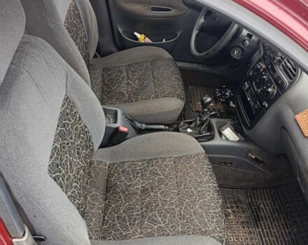 Червоний ЗАЗ Sens, об'ємом двигуна 1.3 л та пробігом 100 тис. км за 950 $, фото 7 на Automoto.ua