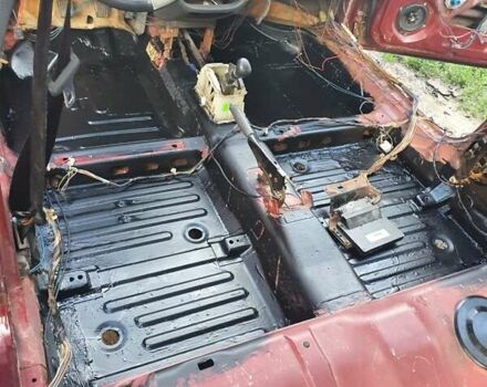 Червоний ЗАЗ Sens, об'ємом двигуна 1.3 л та пробігом 216 тис. км за 1650 $, фото 44 на Automoto.ua