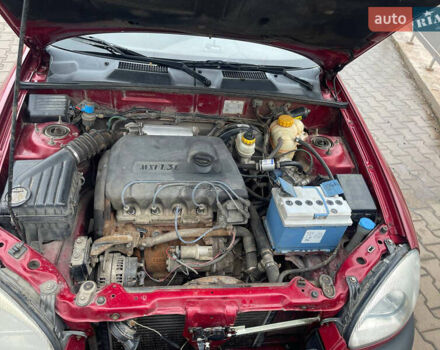 Червоний ЗАЗ Sens, об'ємом двигуна 1.3 л та пробігом 290 тис. км за 1700 $, фото 4 на Automoto.ua