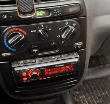 ЗАЗ Sens 2007 у Києві на Automoto.ua Червоний ЗАЗ Sens, об'ємом двигуна 1.3 л та пробігом 139 тис. км за 1800 $, фото 2 на Automoto.ua